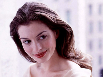 Anne Hathaway #AnneHathaway #TopCelebrityTV #Celebrity #Actress