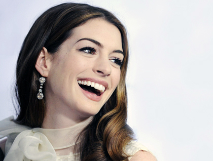 Anne Hathaway #AnneHathaway #TopCelebrityTV #Celebrity #Actress